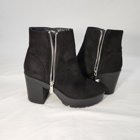FRENCH CONNECTION Black Jasmine Lug Sole Vegan Side Zip Booties Size 8 LIKE NEW! - Picture 8 of 16